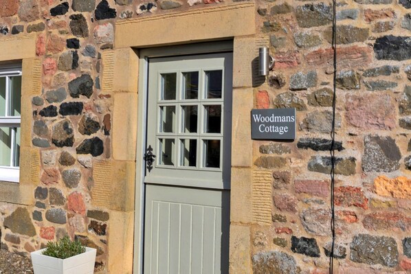Cottage | Exterior - Pet-friendly Cottage in Kelso, No Deposit (Kelso)