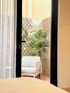 1 bedroom, in-room safe, laptop workspace, free WiFi