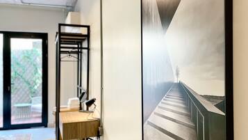 1 bedroom, in-room safe, laptop workspace, free WiFi