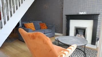 Smart TV, books