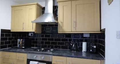 Providence Luxury Apartment
9-minute drive to the Everton Football Club