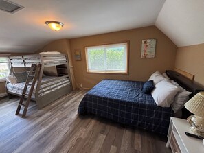 5 chambres, fer et planche à repasser, lit parapluie, Wi-Fi gratuit