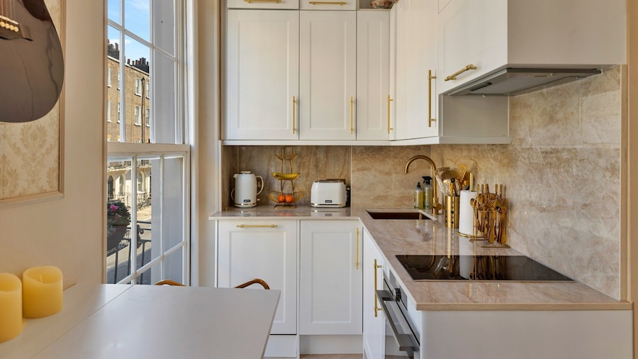 Elegant Apartment in Marylebone