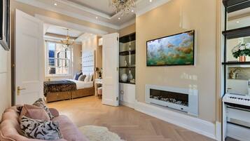 Apartment | 1 bedroom, iron/ironing board