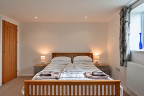 Cottage | 3 bedrooms - Charming Retreat at Prowses Farm, No Deposit (Wellington)