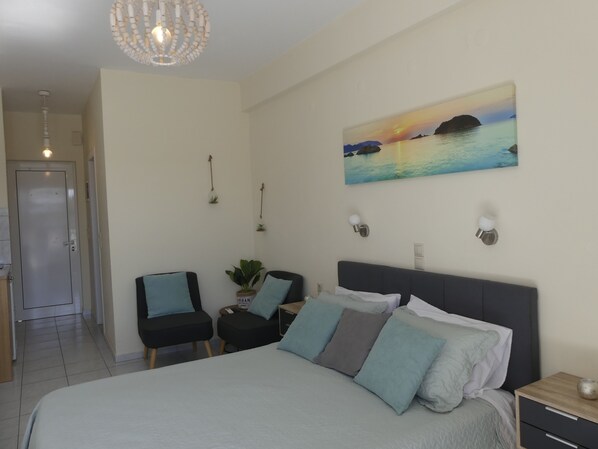 Appartement Deluxe | Coffres-forts dans les chambres, fer et planche à repasser