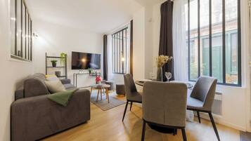 Apartment | Living area