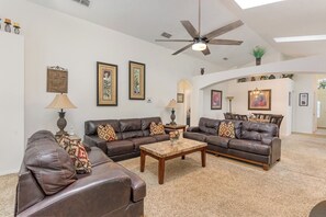 TV - Spacious 5BR Villa w/ South-Facing Pool, Spa & Game Room Near Disney (Clermont)