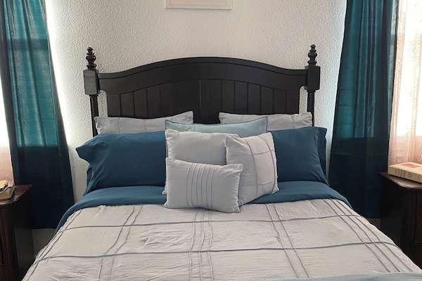 2 dormitorios, tabla de planchar con plancha, wifi y ropa de cama