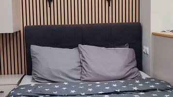 1 bedroom, iron/ironing board, free WiFi, bed sheets