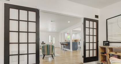 Jacksonville Lake House with Heated Pool