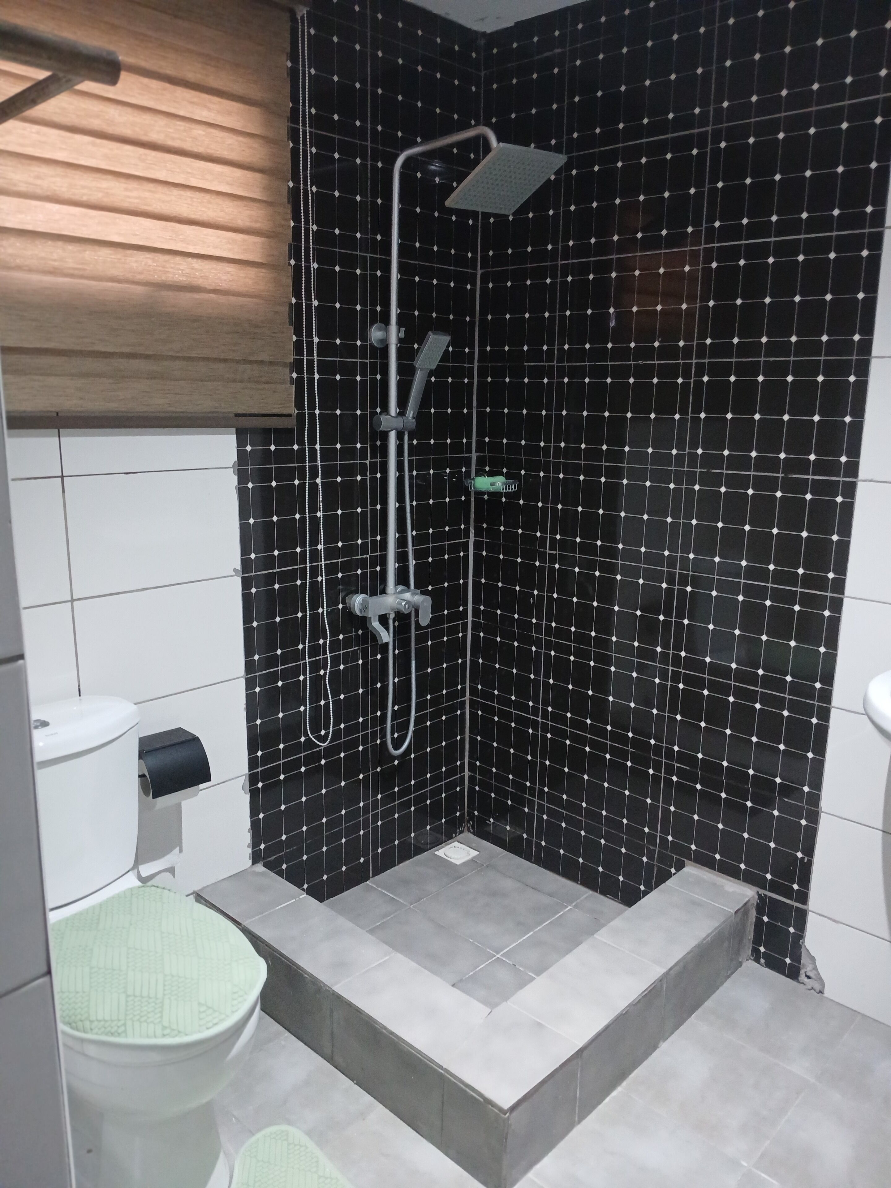 Towels, soap, toilet paper