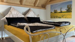 2 多间卧室、办公桌、熨斗/熨衣板、免费 WiFi