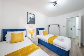 3 bedrooms, iron/ironing board, free WiFi, bed sheets - Deluxe 3 Bedstratford Apartment Olympicparko2excel (London)