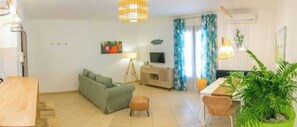 Living area - CEFALUX-MAREA (Cefalù)