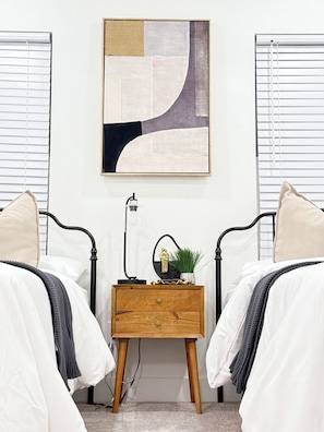 2 bedrooms, iron/ironing board, WiFi, bed sheets