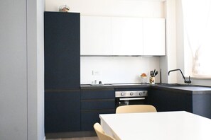 Refrigerador, horno, lavavajillas