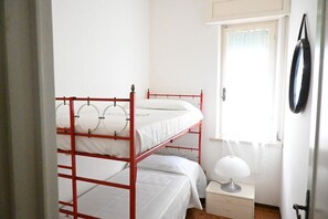 2 chambres, draps fournis