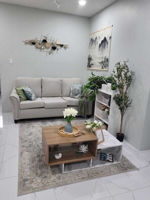 Smart TV - Luxury 3BR Villa w/ Private Pool,Fast Wifi - Near 876 Beach Club Relax in Style! (Coral Spring)