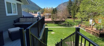 2 Bedroom Moose Apartment near Glacier MT with AC and WiFi