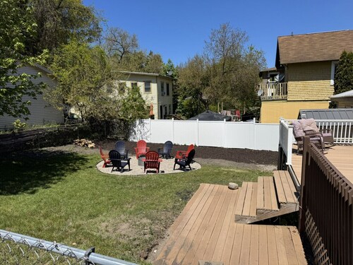 Relax in Bluffton Family Lake View Retreat 4BR 2BA