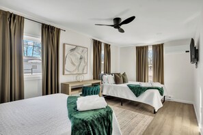 4 Schlafzimmer, Bügeleisen/Bügelbrett, kostenloses WLAN, Bettwäsche