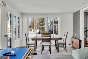 Spielezimmer