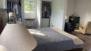 2 dormitorios, escritorio, tabla de planchar con plancha y wifi gratis