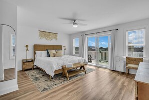 Schreibtisch, Bügeleisen/Bügelbrett, WLAN, Bettwäsche