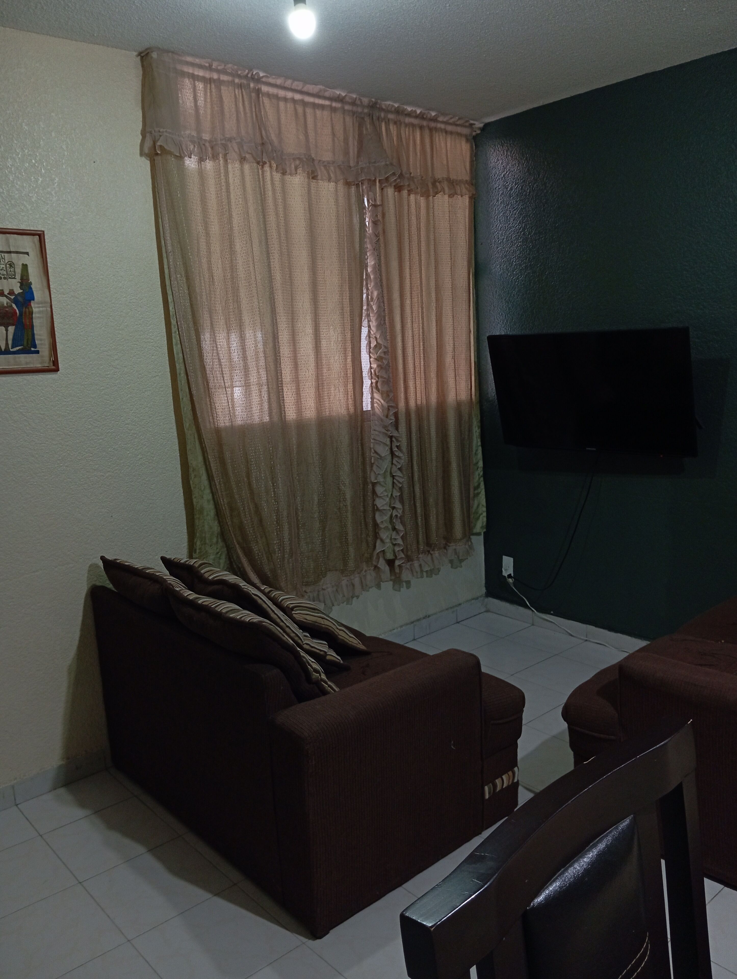 Smart TV, video games, books, stereo