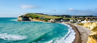 Holiday Home by UK Coast With Sea Views