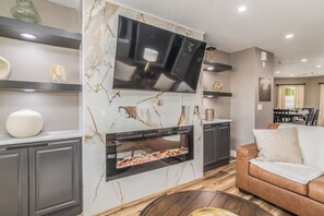 TV connectée, cheminée