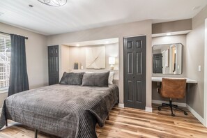 2 bedrooms, desk, free WiFi, bed sheets
