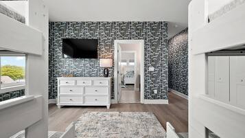 6 bedrooms, free WiFi