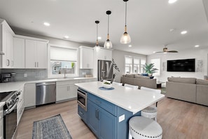 Private kitchen - Talbot -True Luxury Vacationing in Downtown Ocean City! (Ocean City)