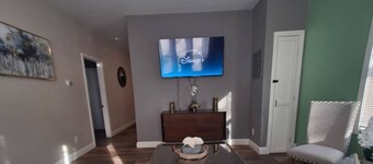 The Primo-Suite at Lower Atwells Ave 2B Apt P