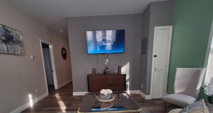 The Primo-Suite at Lower Atwells Ave 2B Apt P