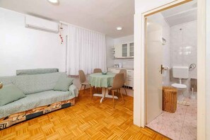 Living area - Holiday apartment on the promenade (Crikvenica)