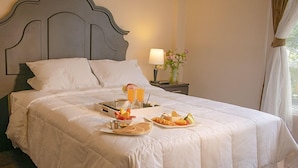 Deluxe Room | In-room dining - La Mansion Hotel Boutique & Restaurante (Quetzaltenango)