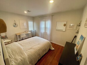 3 quartos, ferros/tábuas de passar roupa, Wi-Fi, roupa de cama