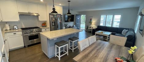 Microwave, oven, stovetop, dishwasher