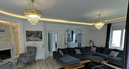 Deluxe Villa In Forest 4