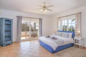 Strykejern/-brett, wi-fi (inkludert) og sengetøy