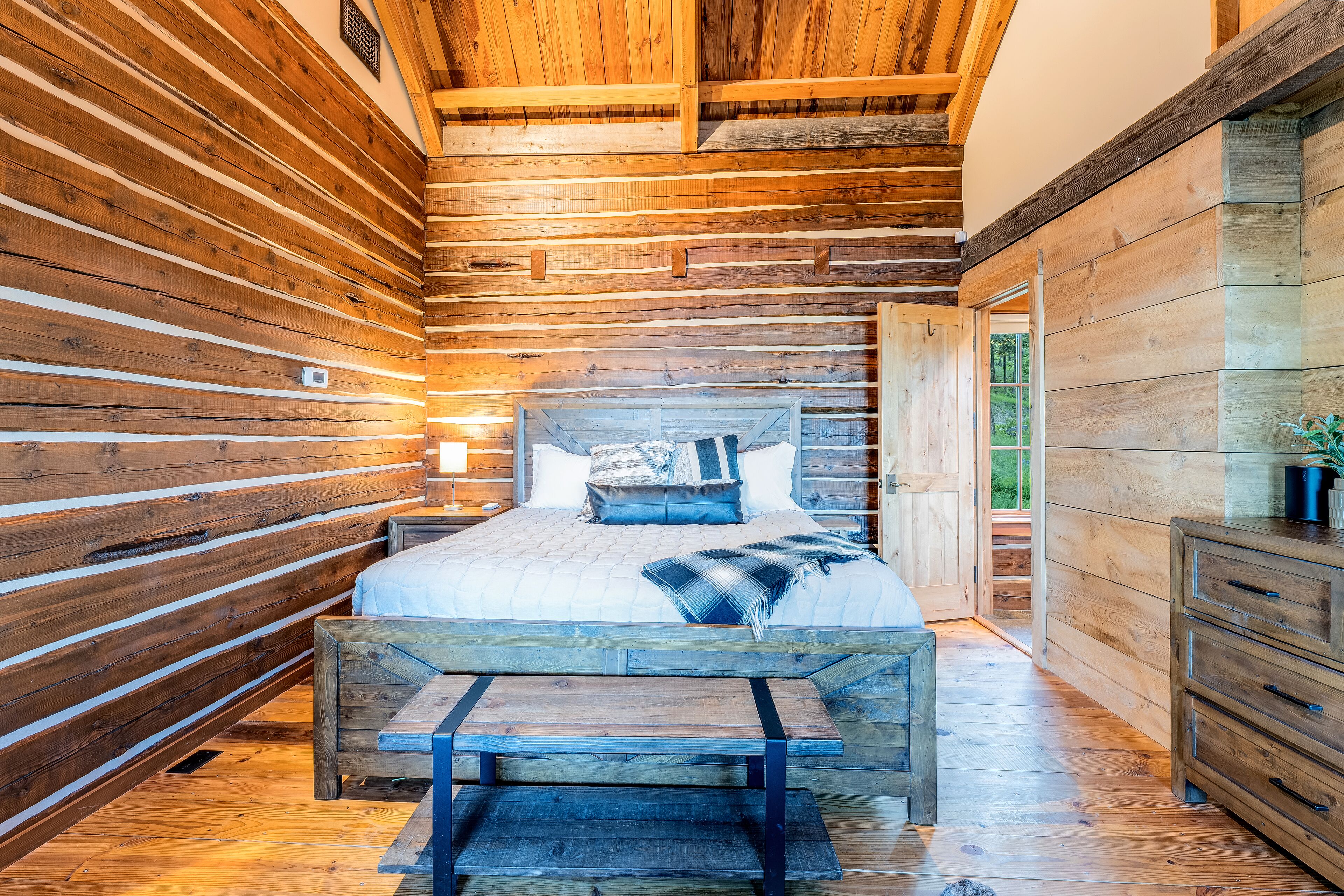 3 多间卧室、熨斗/熨衣板、免费 WiFi、床单