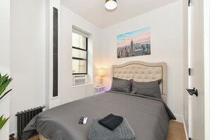 3 bedrooms, iron/ironing board, travel cot, free WiFi