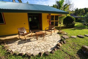 Family Room, Balcony | Terrace/patio - Fare Opuhi (Moorea-Maiao)