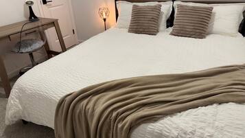 2 Schlafzimmer, Reisekinderbett, WLAN, Bettwäsche