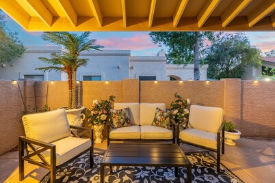 ~Villa Fiore~ 2 King Beds & Swimming Pool!