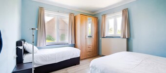 Villa Borgloon With Blossom Views and Jacuzzi