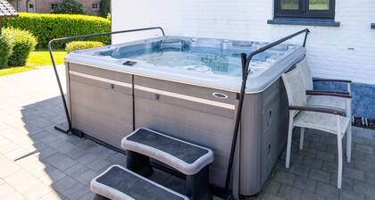 Villa Borgloon With Blossom Views and Jacuzzi